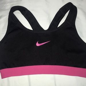 Black Nike sports bra